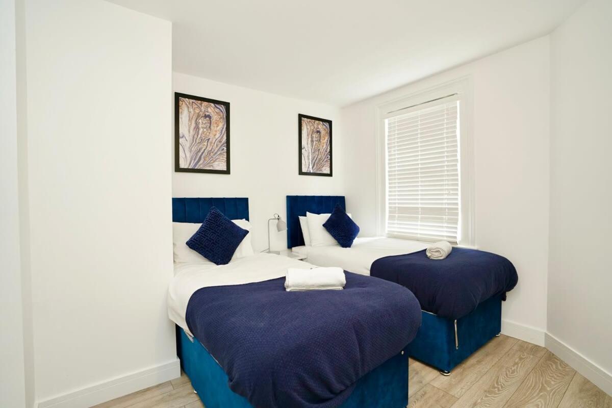 Huntingdon Luxury Apartments 外观 照片