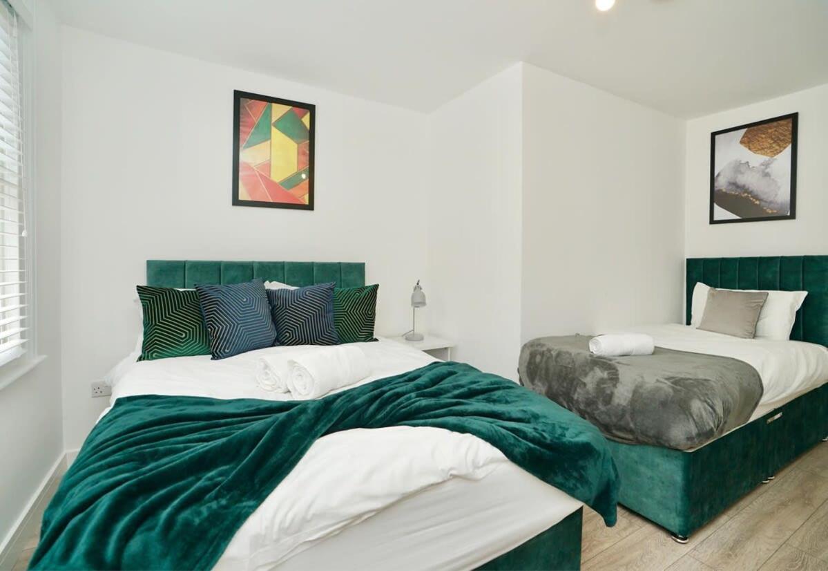 Huntingdon Luxury Apartments 外观 照片