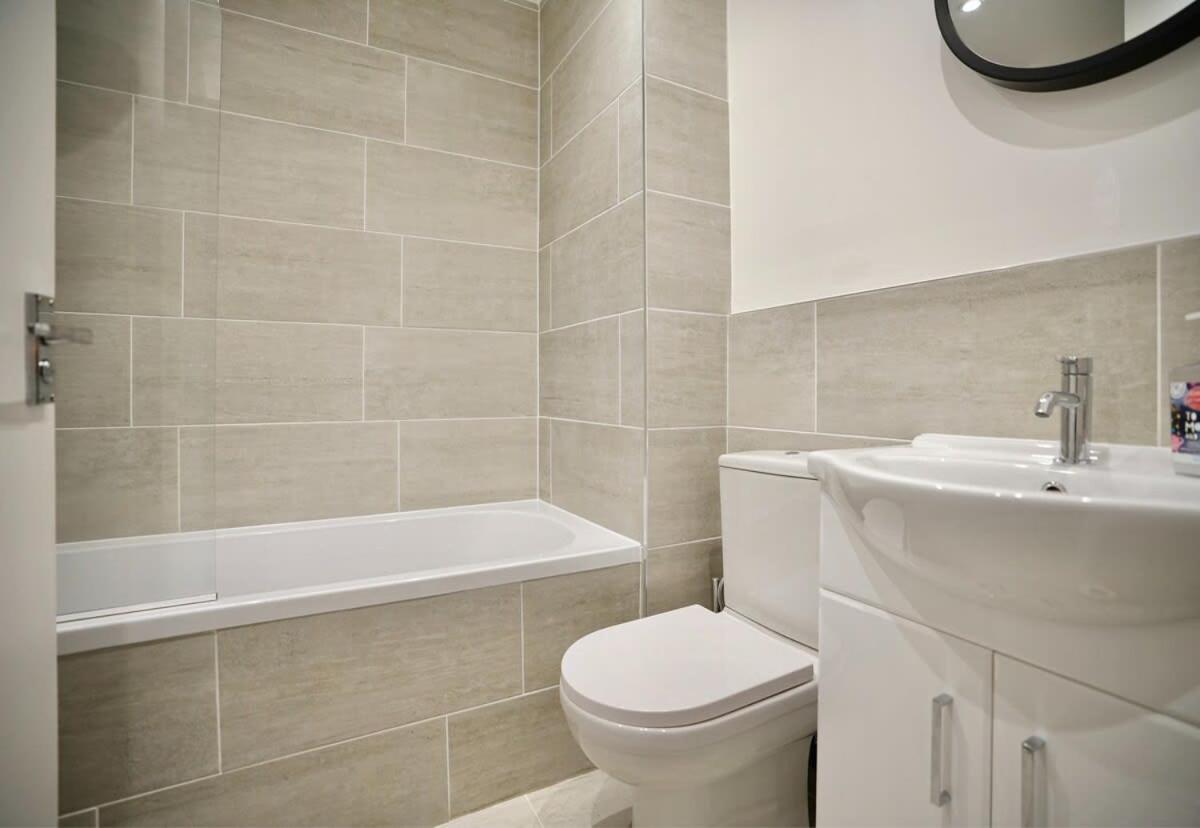 Huntingdon Luxury Apartments 外观 照片